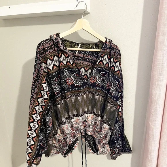 Free People Hold On Tight Gauze Pullover - Picture 3 of 6